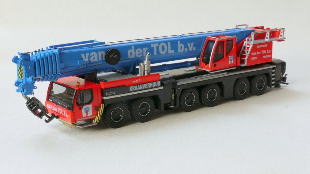 Liebherr LTM 1300-6.2